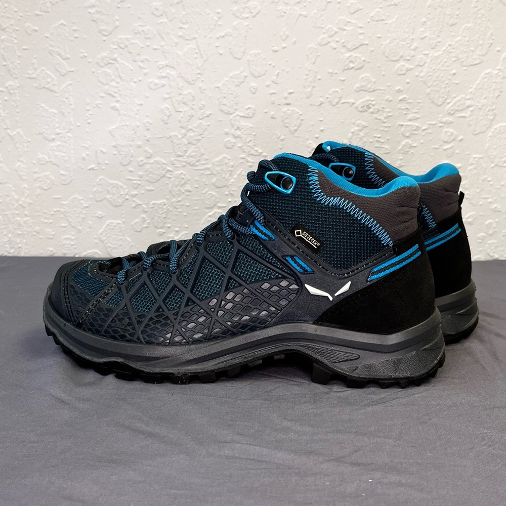 BNIB Womens Salewa Wild Hiker Boots GORE-TEX size 6.5 - Picture 5 of 8